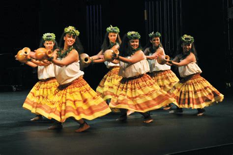 hawaiian dance name: Hula Hoop Harmony